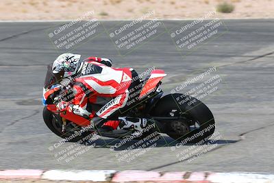 media/Oct-15-2022-TrackXperience (Sat) [[8f70b8b0be]]/Group 2/session 4 turn 1/